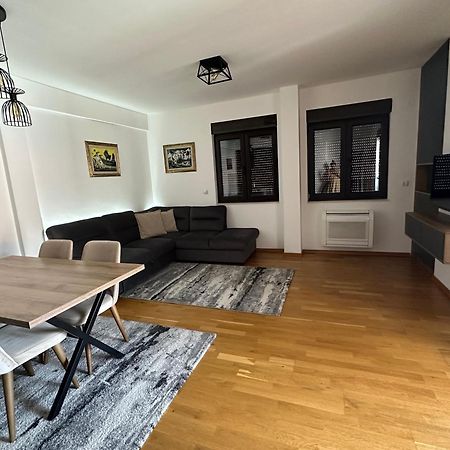 Apartmani Jedro Rafailovici Buitenkant foto