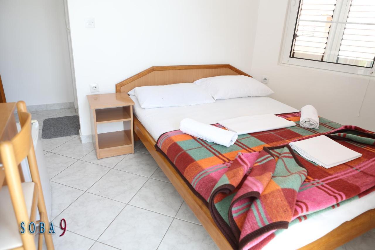 Apartmani Jedro Rafailovici Buitenkant foto