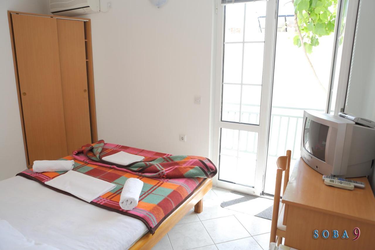 Apartmani Jedro Rafailovici Buitenkant foto